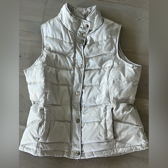 INC International Concepts Cream Puffer Vest - Picture 1 of 5